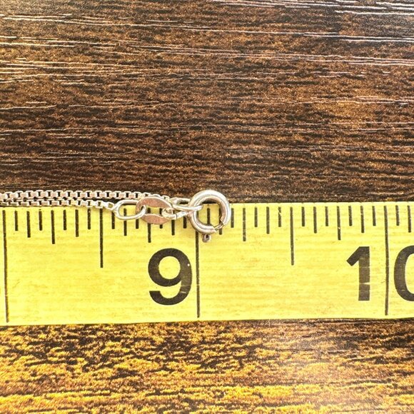 VTG Sterling Silver 925 Wrap Design Circle Pendant Necklace Size 18" Length - Picture 9 of 13